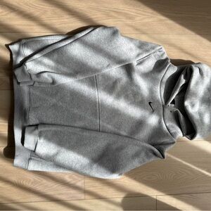 VINTAGE NIKE Men's Grey Pullover Hoodie THICK